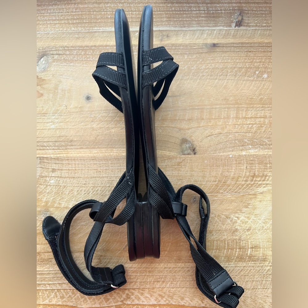 Rebecca Allen Citrine Black The Flat Two Strap Sandals Size 6 New - Picture 7 of 8